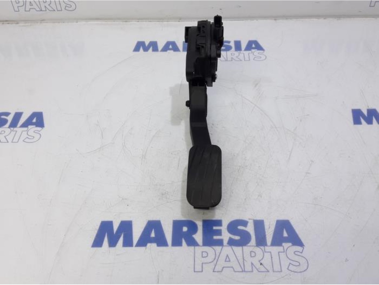 Renault - Master - Gaspedalposition Sensor