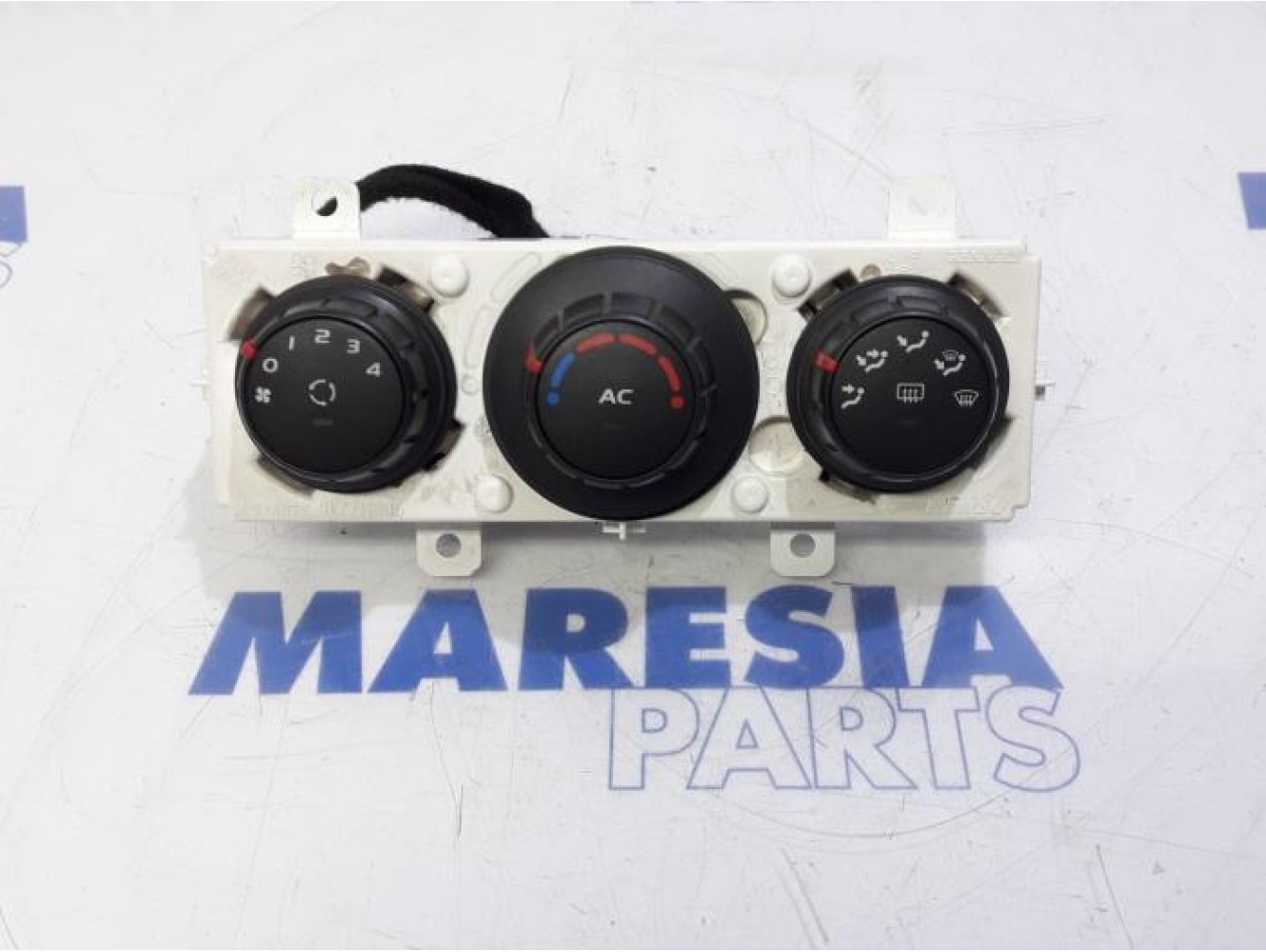 Renault - Master - Heater control panel