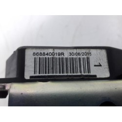 Renault - Master - Front seatbelt, right