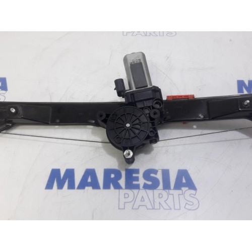 Fiat - Punto - Window mechanism 2-door, front right
