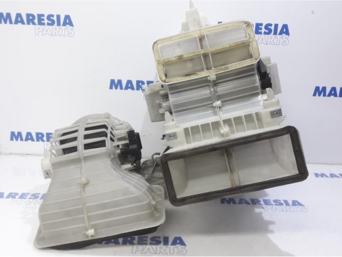 Fiat - Punto - Heater housing