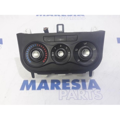 Alfa Romeo - Mito - Heater control panel