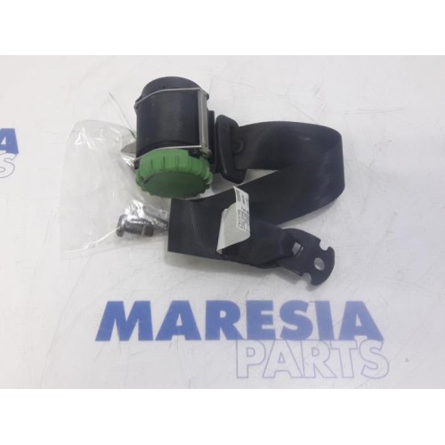 Alfa Romeo - Mito - Sicherheitsgurt links hinten