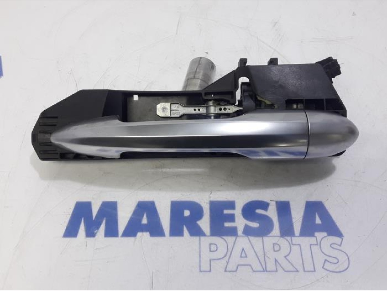 Alfa Romeo - Giulietta - Front door handle 4-door, right