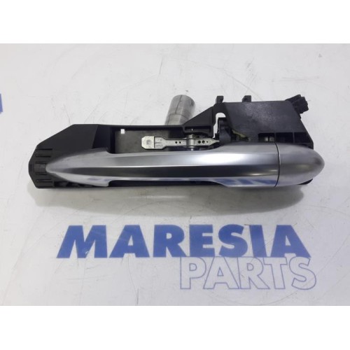 Alfa Romeo - Giulietta - Front door handle 4-door, right