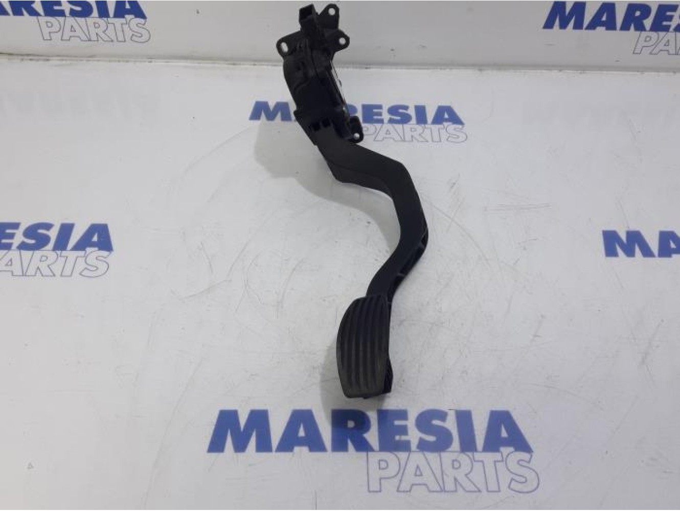 Alfa Romeo - Giulietta - Throttle pedal position sensor