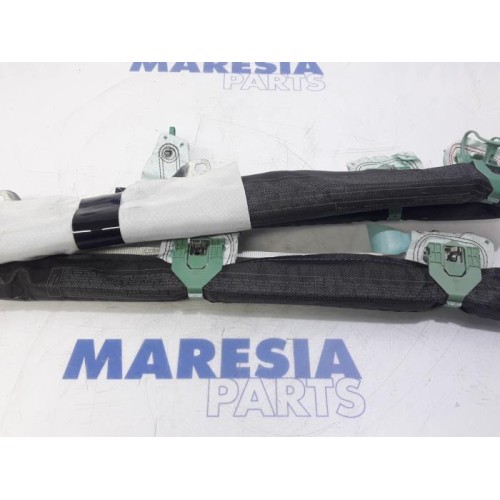Alfa Romeo - Giulietta - Airbag hemel rechts