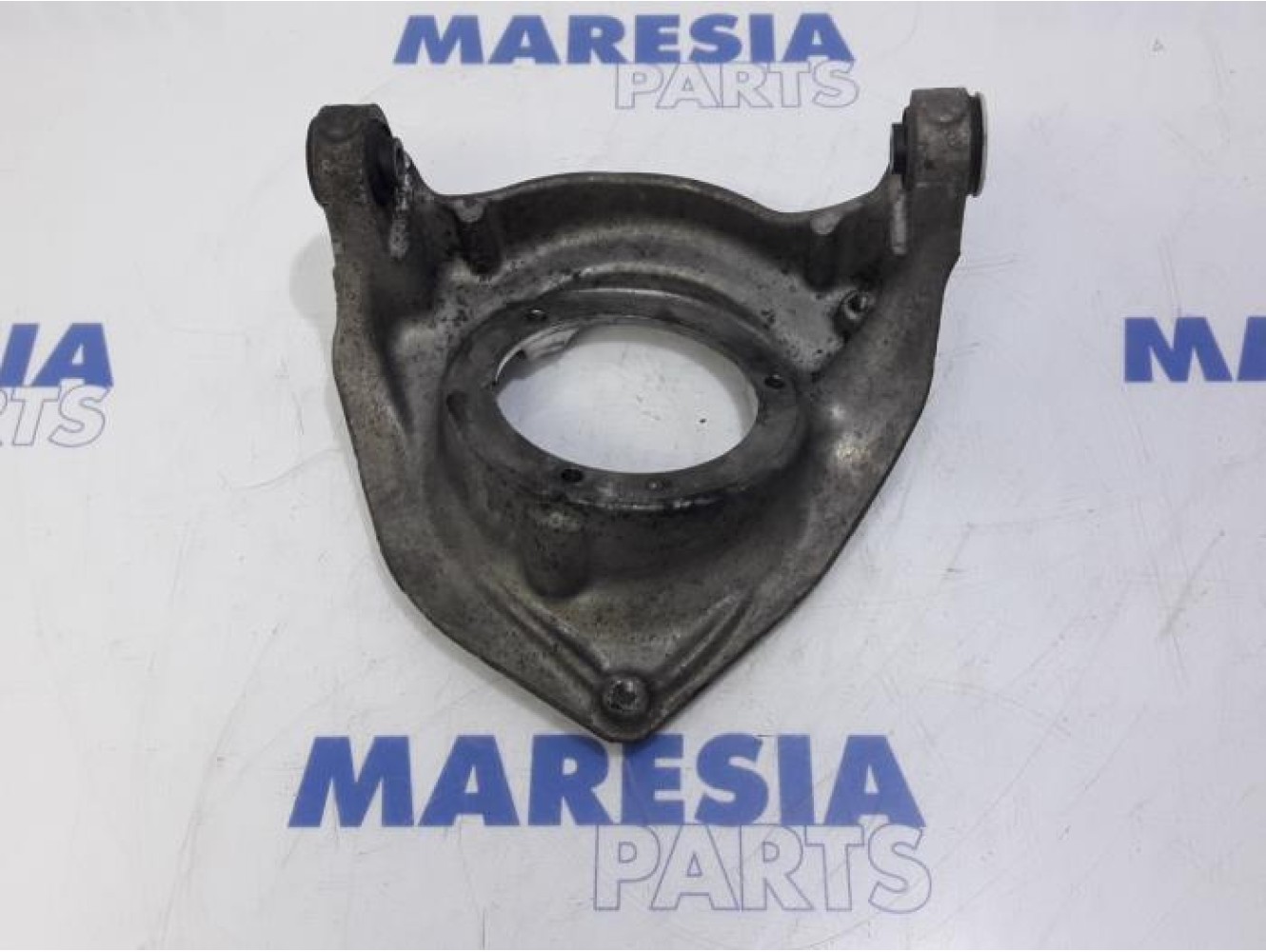 Citroen - C5 - Front upper wishbone, left