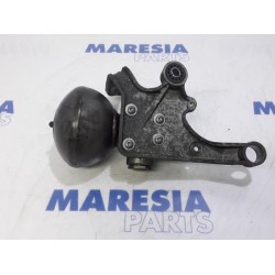 Citroen - C5 - Suspension sphere
