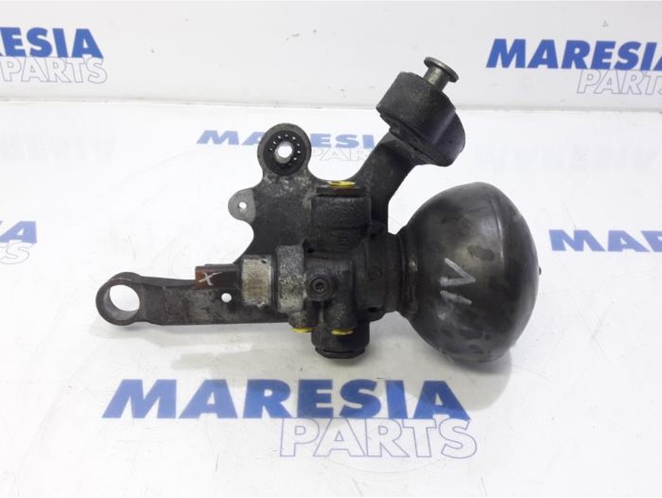 Citroen - C5 - Suspension sphere