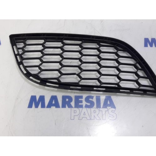 Alfa Romeo - Giulietta - Grill