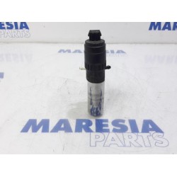 Alfa Romeo - Giulietta - Windscreen washer pump