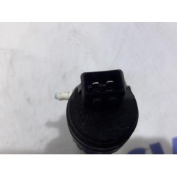 Alfa Romeo - Giulietta - Windscreen washer pump