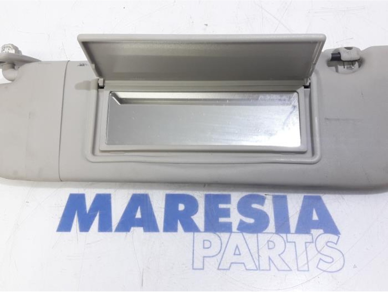 Peugeot - 207 - Sun visor