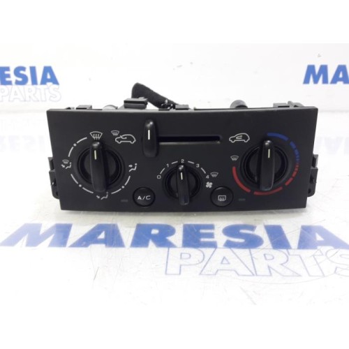 Peugeot - 207 - Heater control panel