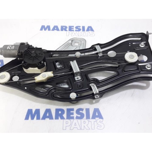 Peugeot - 207 - Rear window mechanism 2-door, right
