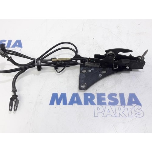 Peugeot - 207 - Convertible lock