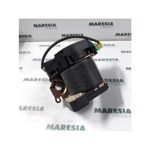 Fiat - Doblo - Front seatbelt, left