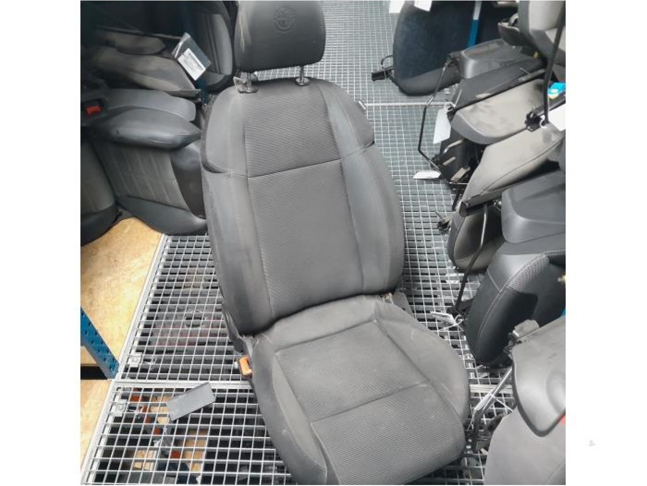 Alfa Romeo - Giulietta - Sitz links