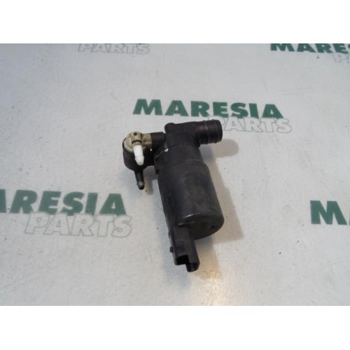 Citroen - Picasso - Windscreen washer pump