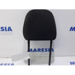 Peugeot - 208 - Headrest