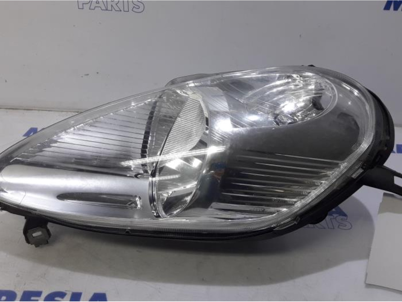 Fiat - Punto - Scheinwerfer rechts