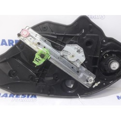 Alfa Romeo - Giulietta - Rear door window mechanism 4-door, right