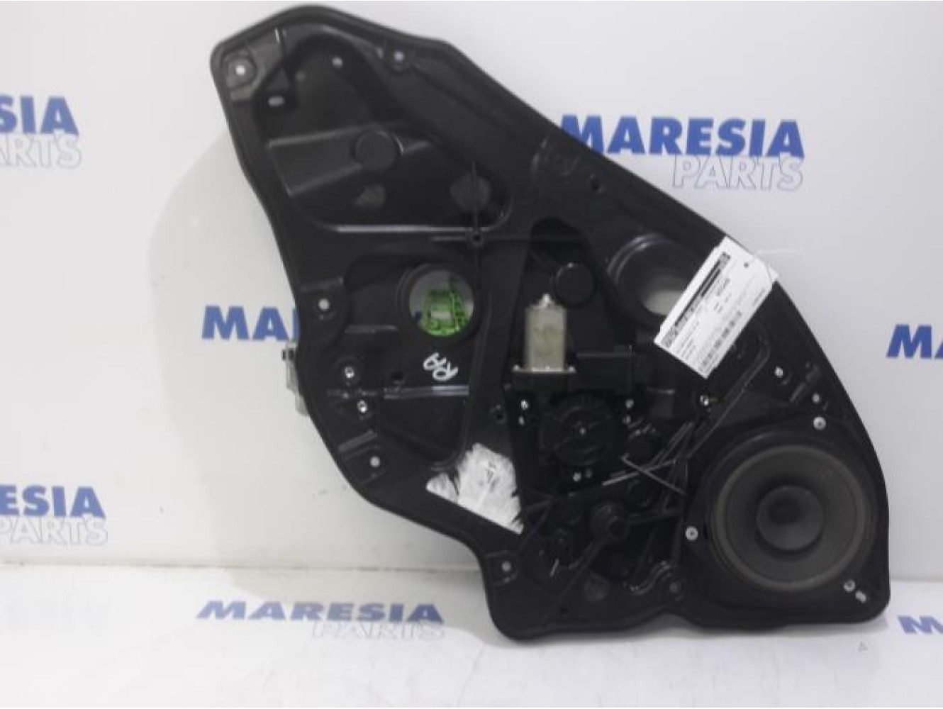 Alfa Romeo - Giulietta - Rear door window mechanism 4-door, right