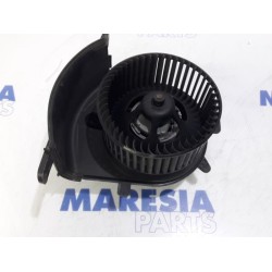 Renault - Megane Scenic - Heating and ventilation fan motor