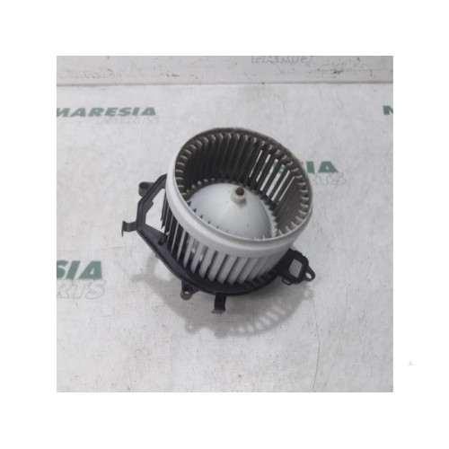 Citroen - C4 Picasso - Heating and ventilation fan motor