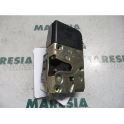 Citroen - C5 - Front door lock mechanism 4-door, right