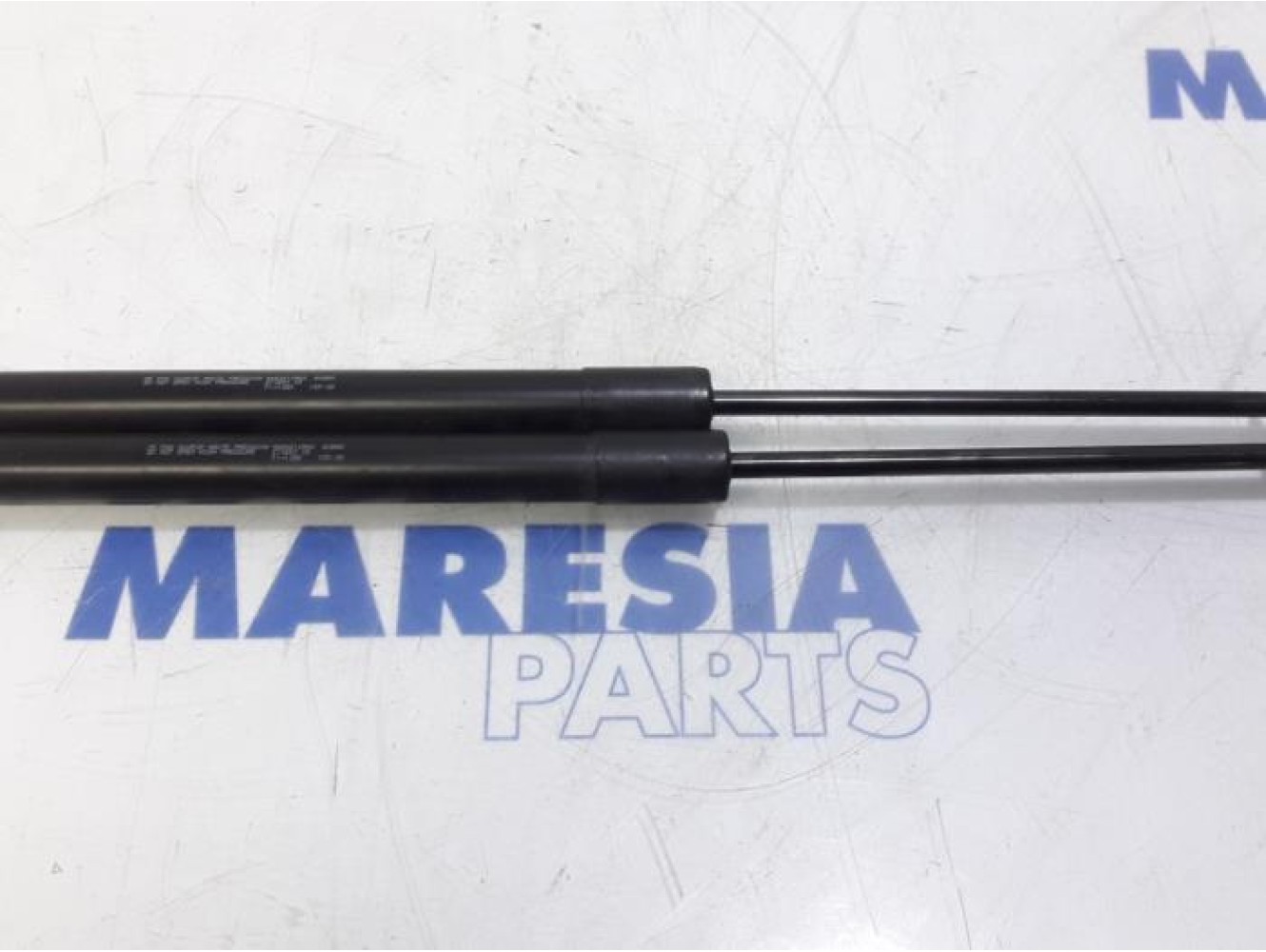 Peugeot - 207 - Set of tailgate gas struts