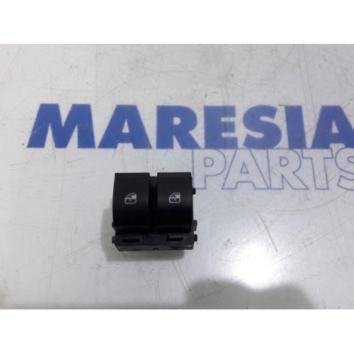 Fiat - Bravo - Multi-functional window switch