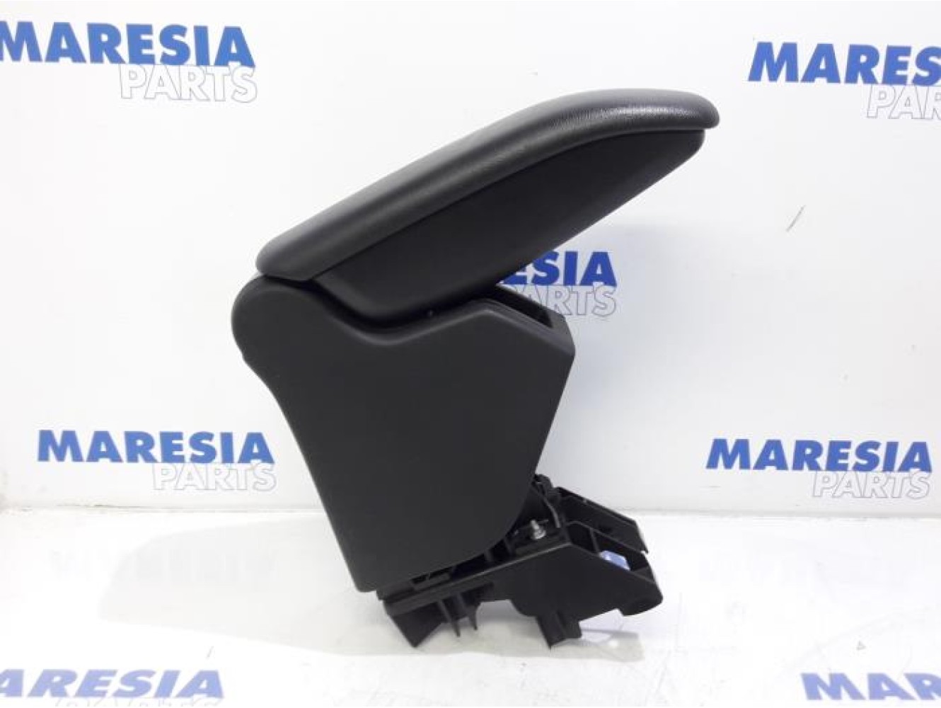 Citroen - C3 - Armrest
