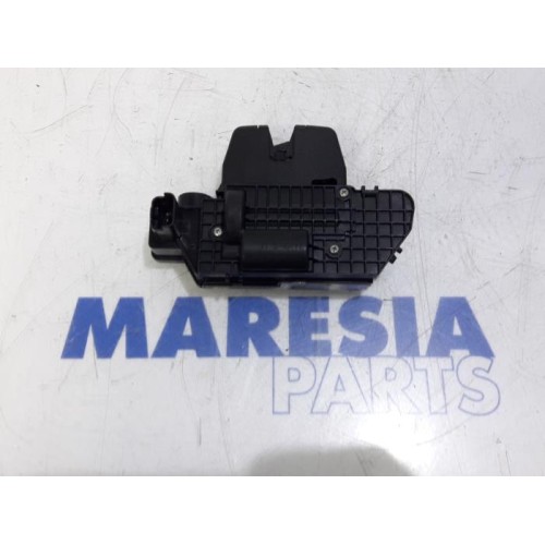 Citroen - C3 - Tailgate lock mechanism