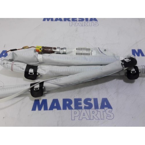 Peugeot - 208 - Airbag hemel links