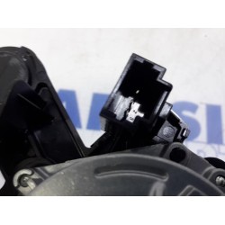 Peugeot - 208 - Scheibenwischermotor hinten