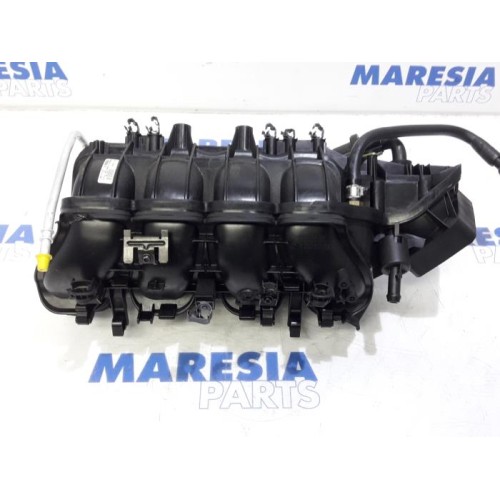 Alfa Romeo - 147 - Intake manifold
