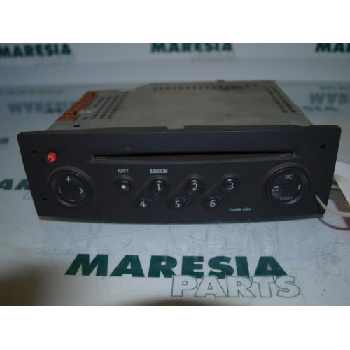 Renault - Megane - Radio CD Speler
