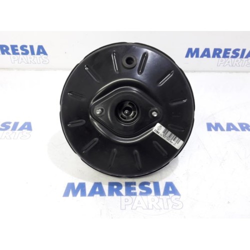 Renault - Captur - Brake servo