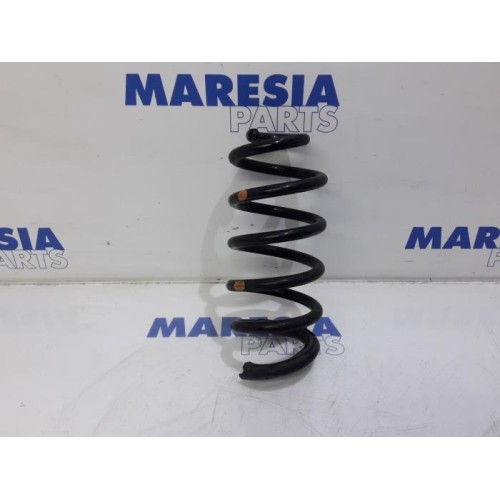 Renault - Captur - Rear coil spring