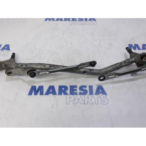 Citroen - C3 - Wiper mechanism