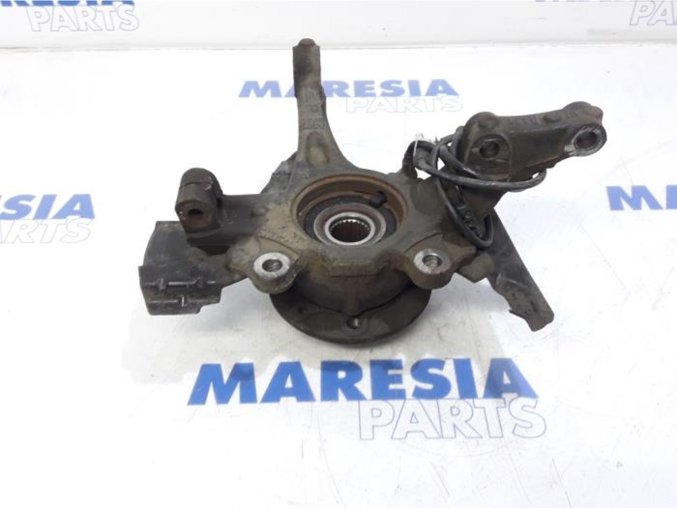 Alfa Romeo - Mito - Achsschenkel links vorne