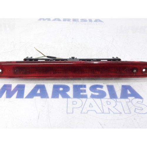 Peugeot - 107 - Third brake light