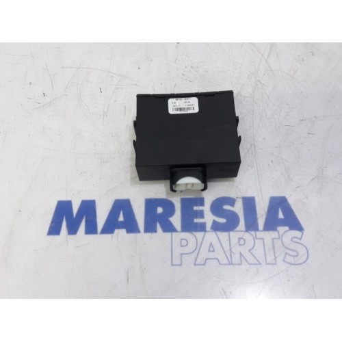 Peugeot - 107 - Module verrouillage central des portes