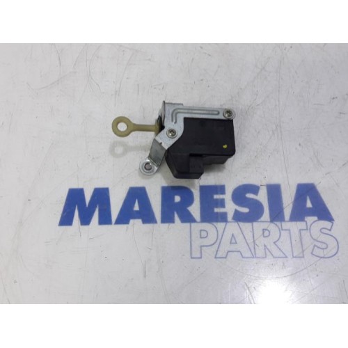 Peugeot - 107 - Central door locking module