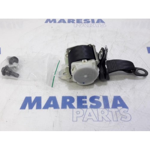 Peugeot - 107 - Sicherheitsgurt links hinten