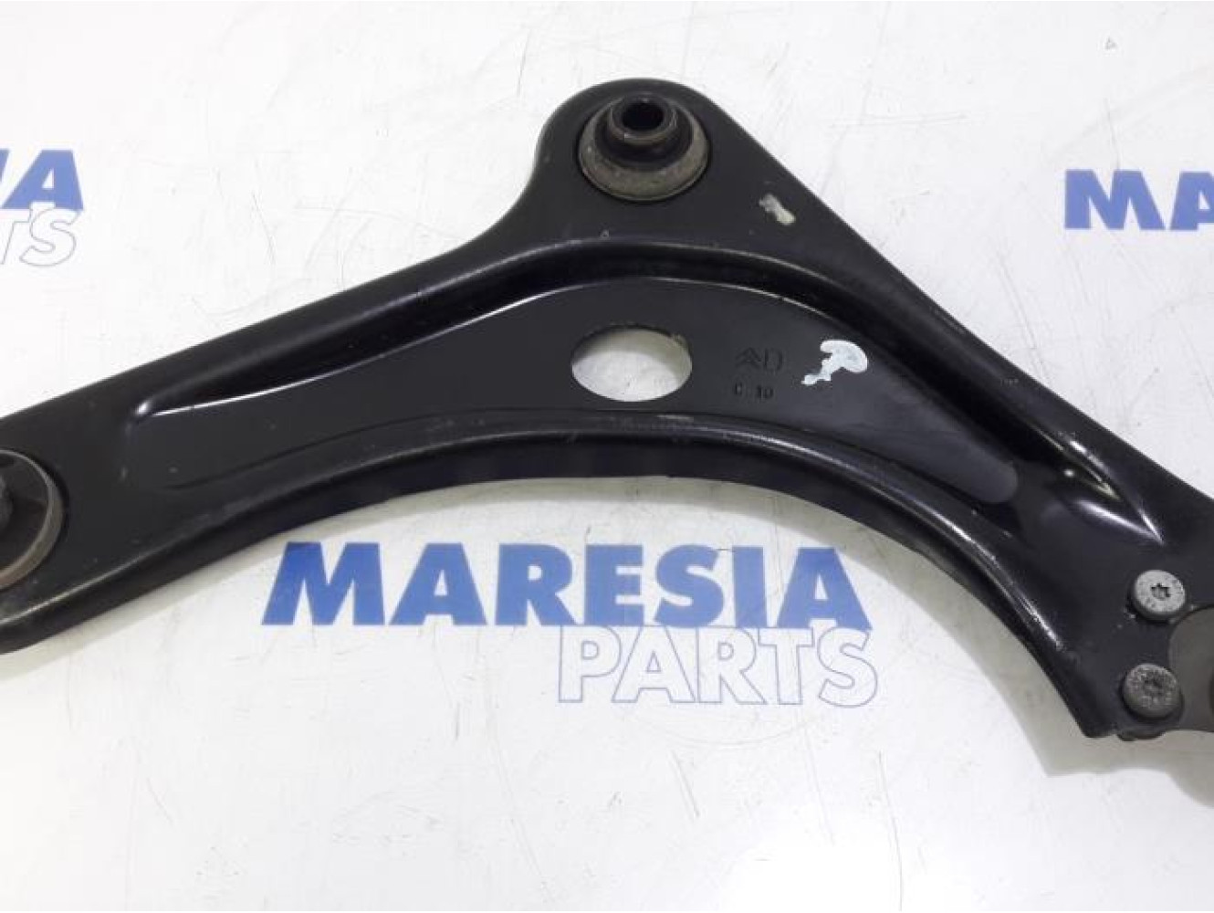 Citroen - DS3 - Bras de suspension bas avant droit