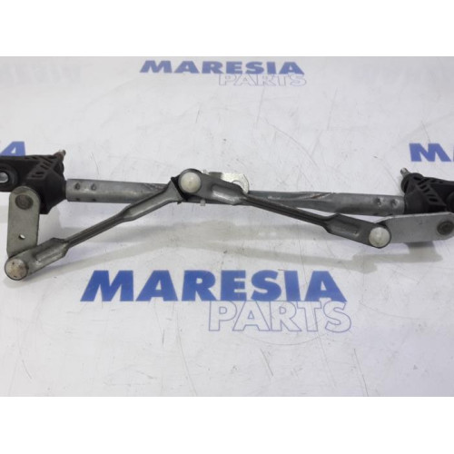 Fiat - 500 - Wiper mechanism