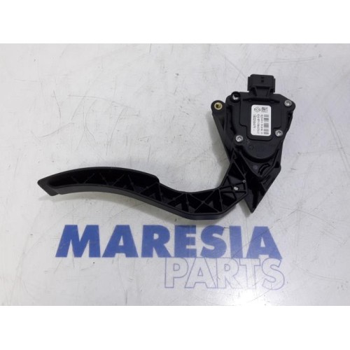 Renault - Captur - Gaspedaalpositie Sensor